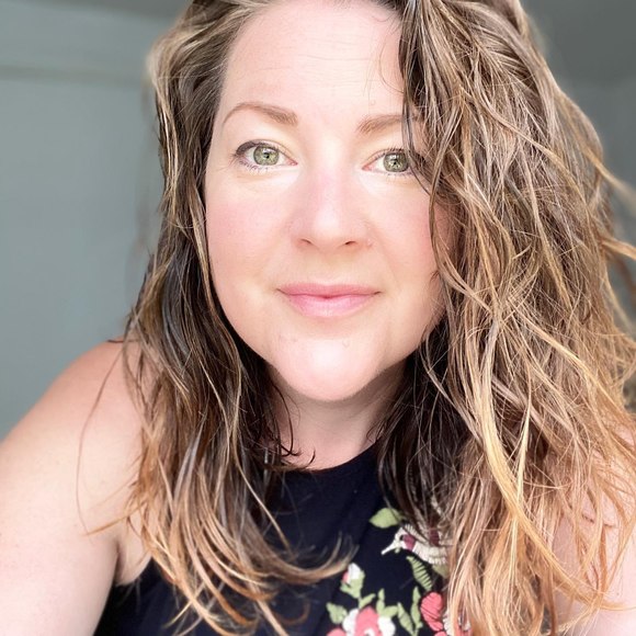 Meet your Posher, Megan - Picture 1 of 1